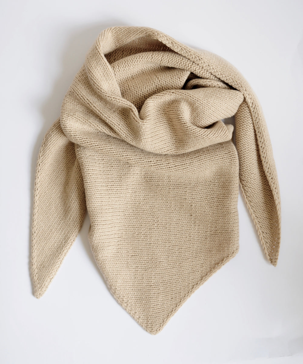 Oversized Triangle Scarf (Recycled Cashmere, Oat) – Boujo Hake