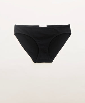 Simple Briefs (White & Black)